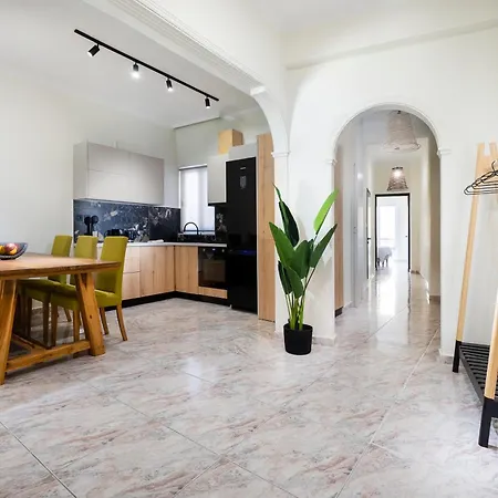 Sophia Apartment